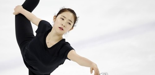 South Korean figure skater Choi Da-bin takes part in an open practice at Mokdong Ice Rink in Seoul ahead of the Figure Skating Korea Challenge on July 27, 2017. (Yonhap)