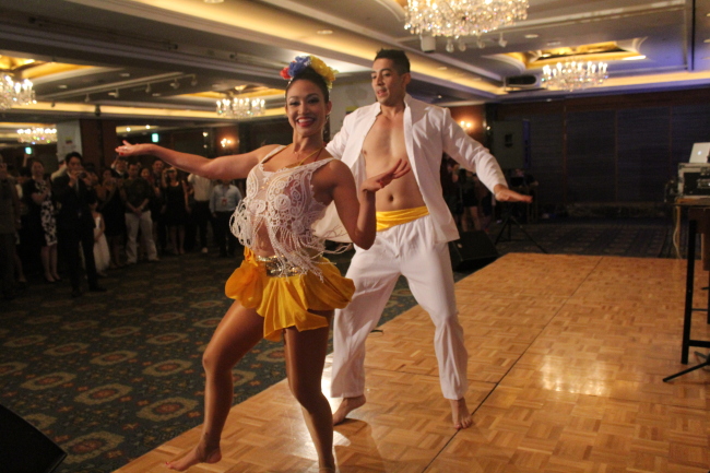 Traditional Colombian dancers at the National Day reception at Lotte Hotel in Seoul on Friday (Colombian Embassy)