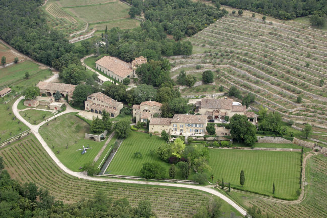 This May 31, 2008 file photo, shows the Miraval property in Correns, near Brignoles, southern France. (AP-Yonhap)