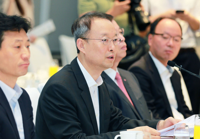 Industry Minister Paik Un-gyu, Ministry of Trade, Industry and Energy (Yonhap)