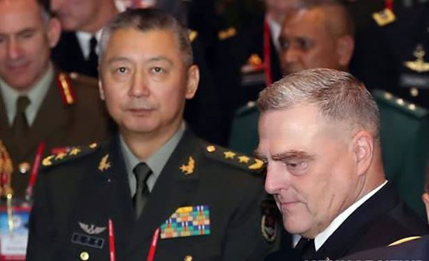 This file photo shows Lt. Gen. You Haitao (L), the top Chinese delegate to the 10th Pacific Armies Chiefs Conference in Seoul. (Yonhap)