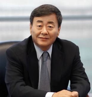 Dongbu chairman Kim Jun-ki
