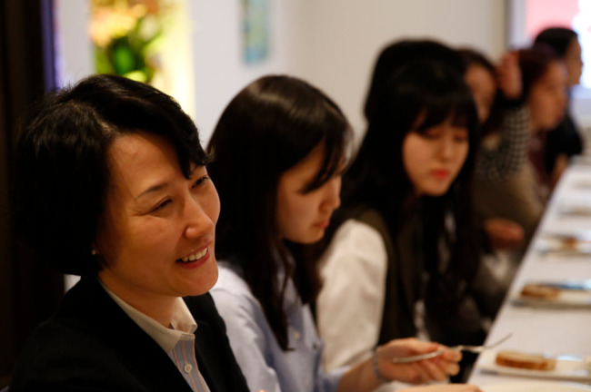 Participants attend the Leaders & Daughters event in Seoul. (Egon Zehnder Seoul)