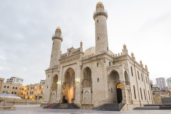 Taza Pir Mosque in Baku (Azerbaijani Embassy)