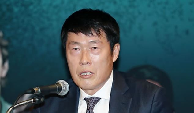 In this file photo taken Nov. 2, 2017, South Korean football legend Cha Bum-kun speaks at a press conference in Seoul. Cha was inducted into South Korea`s Sports Hall of Fame on Nov. 29, 2017. (Yonhap)