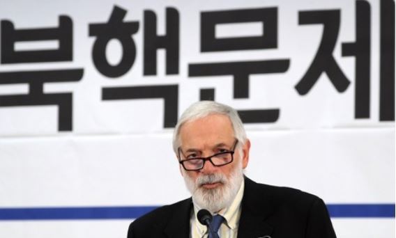 Robert Gallucci, a former U.S. nuclear negotiator, speaks during a forum at the National Assembly in Seoul on Dec. 18, 2017. (Yonhap)