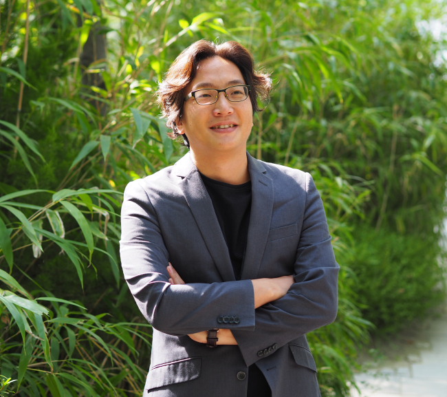 Yim Dong-woo, assistant professor at Hongik University’s Graduate School of Architecture and Urban Design (Joel Lee/The Korea Herald)