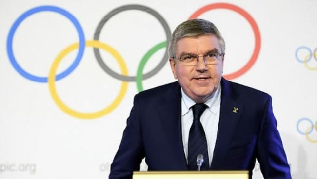 In this EPA file photo taken Dec. 6, 2017, International Olympic Committee President Thomas Bach speaks at a press conference at the IOC headquarters in Lausanne, Switzerland. (Yonhap)