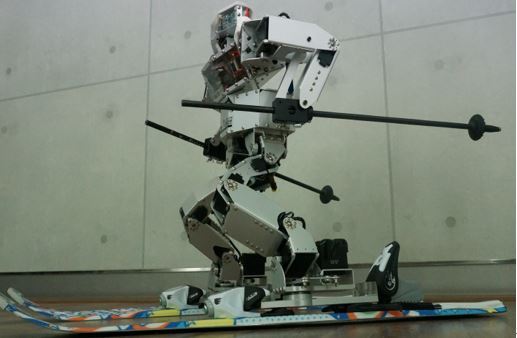 Mini Robot Co`s skiing robot Taekwon V (Korea Institute for Robot Industry Advancement)