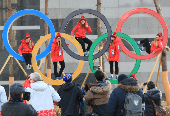 Swiss athletes pose at the Gangneung Athletes Village on Thursday. (Yonhap)