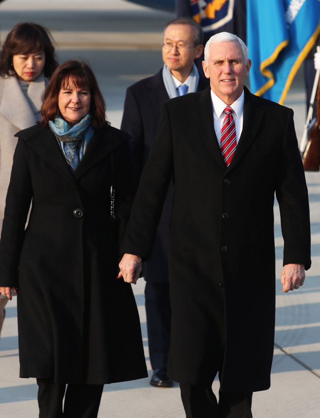 US Vice President Mike Pence came to Seoul with an official US delegation on Thursday to attend the opening ceremony of the games. (Yonhap)
