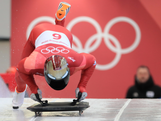 SKELETON SLIDER TAKES OFF — South Korean skeleton racer Yun Sung-bin takes off in his first run in the men’s skeleton event at the Alpensia Sliding Center in PyeongChang, Gangwon Province, Thursday. The medalists will be determined by their total times after four races. The first two runs are taking place Thursday, with the remainder scheduled for Friday. (Yonhap)