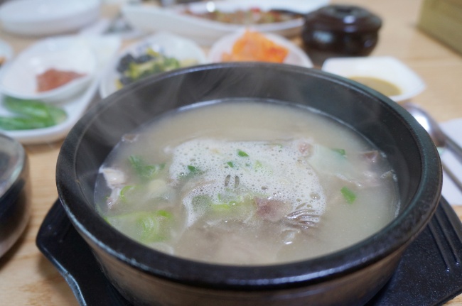 Someori gukbap (Photo by Im Eun-byel / The Korea Herald)