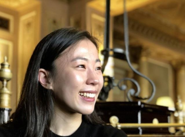 Ballerian Park Sae-eun smiles during an interview with Yonhap News Agency in Paris on March 20. (Yonhap)