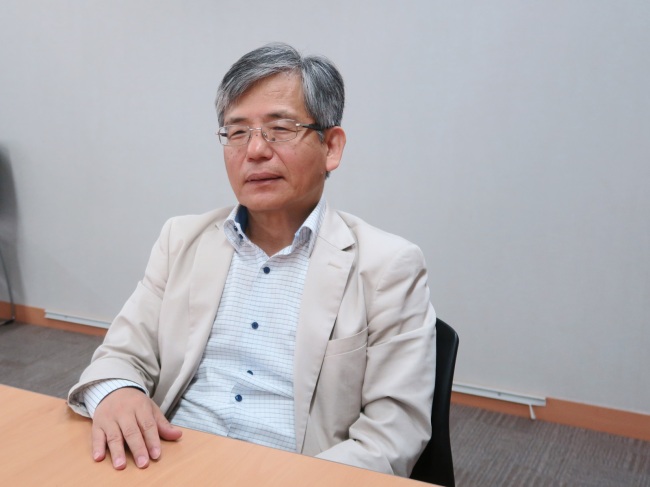 Choe Kyong-soo, vice chairman of the Korea Association of Copyright Law. (Bae Hyun-jung/The Korea Herald)