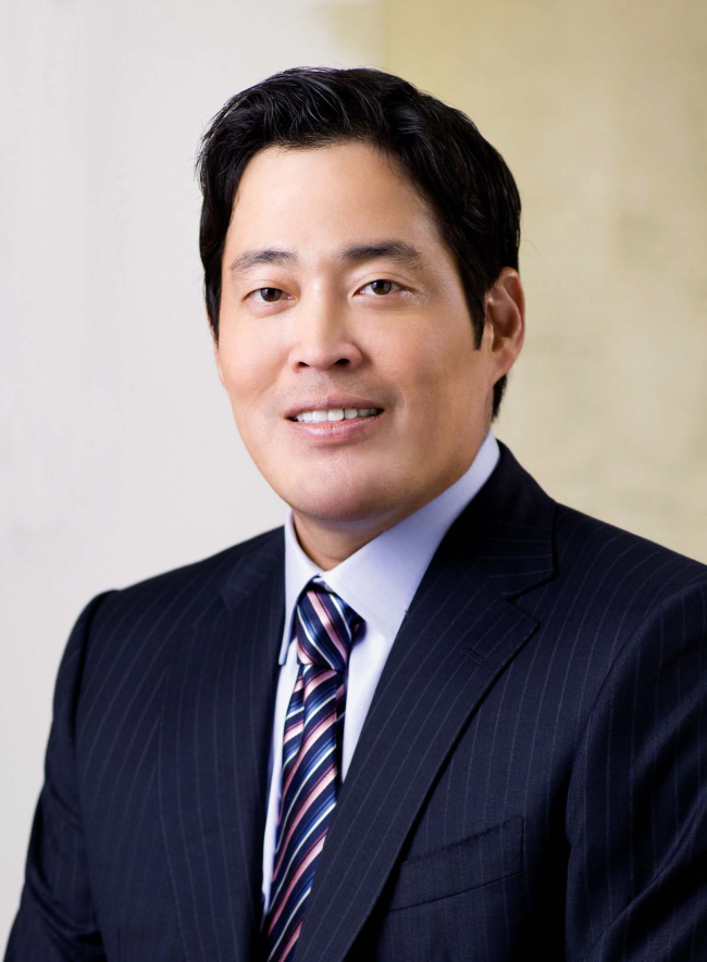 Shinsegae Vice Chairman Chung Yong-jin (Shinsegae)