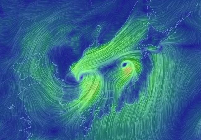 A photo shows Typhoon Soulik that passed through the Korean Peninsula by Friday. (Yonhap)
