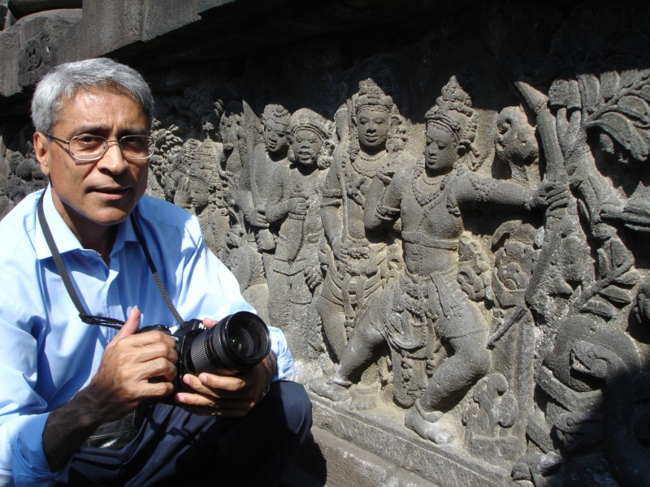 Indian filmmaker, art historian and photographer Benoy K. Behl at Prambanan Temple in Yogyakarta (Benoy K. Behl)