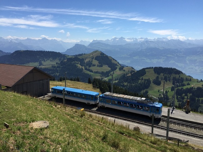 The Swiss train pictured does not relate to the article.