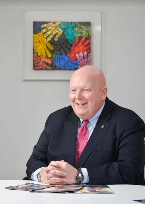 Patrick McDermott, chief engagement officer at the Thunderbird School of Global Management, speaks during an interview with The Korea Herald at the school’s Seoul office in central Seoul on Wednesday. (Thunderbird School of Global Management)