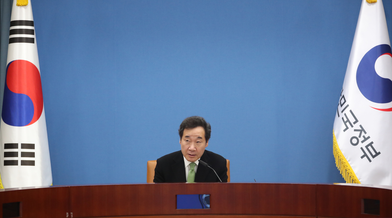 Prime Minister Lee Nak-yon (Yonhap)