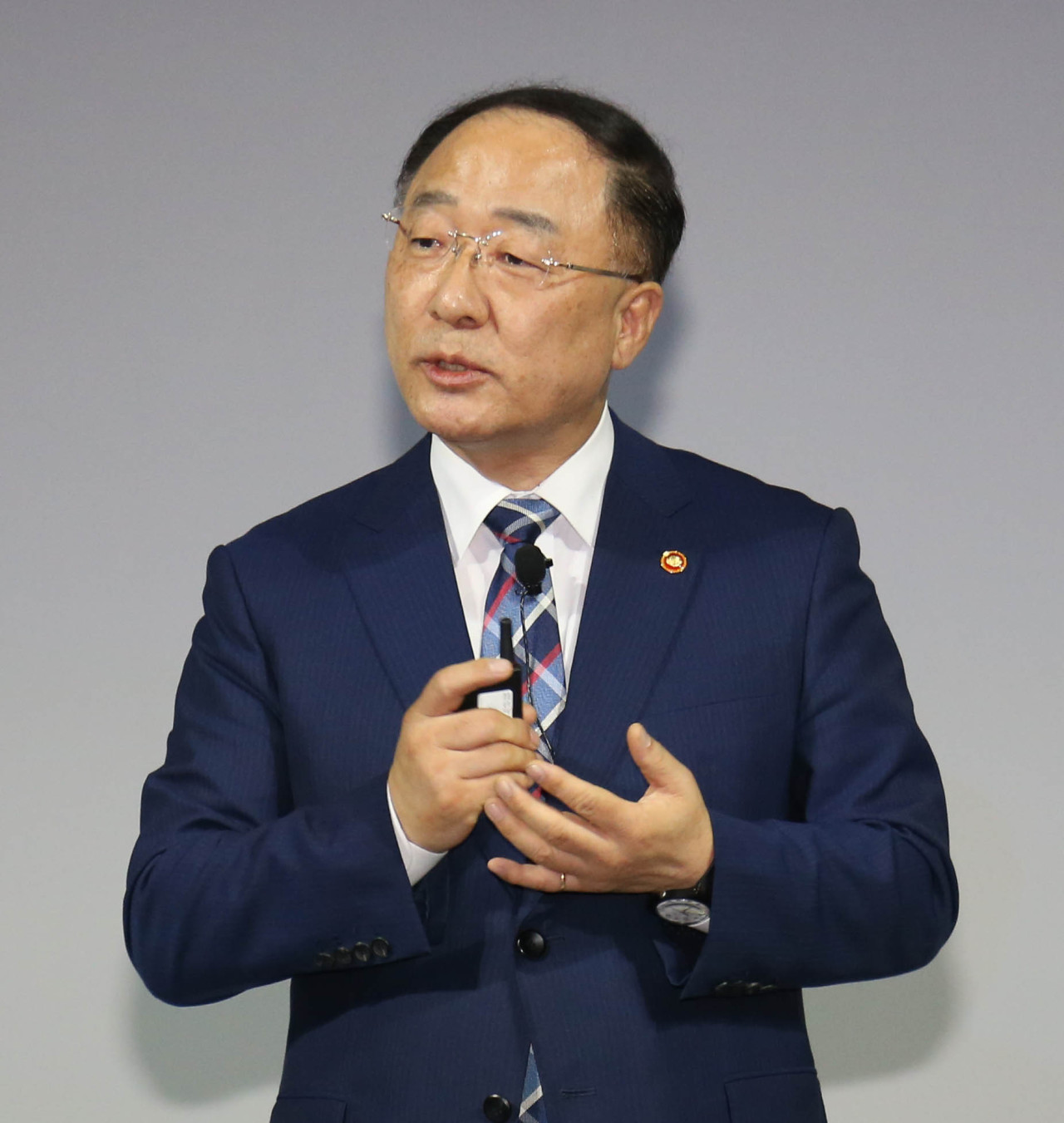 Finance Minister Hong Nam-ki (KCCI)