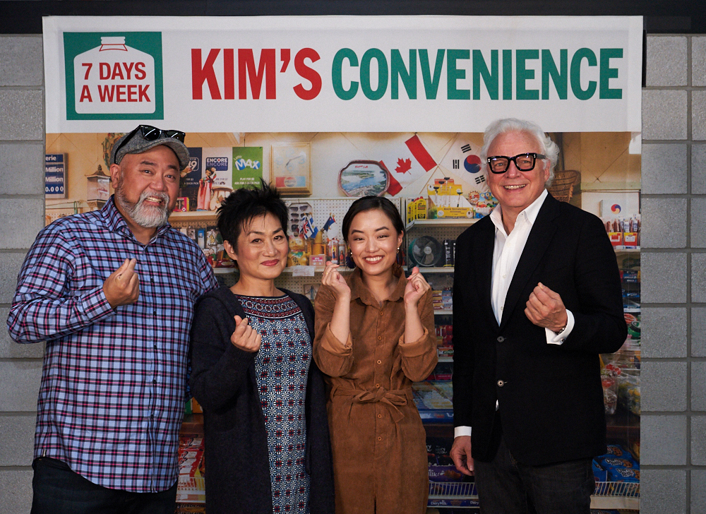 From left: Actors Paul Sun-hyung Lee, Jean Yoon, Andrea Bang and producer Ivan Fecan pose for photos after a press event held at the Korean Film Archive in Sangam-dong, western Seoul, Thursday. (Seoul International Drama Awards)