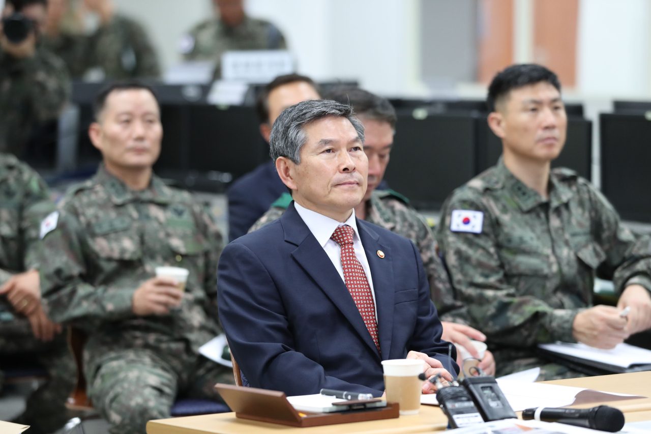 Defense Minister Jeong Kyeong-doo (Yonhap)