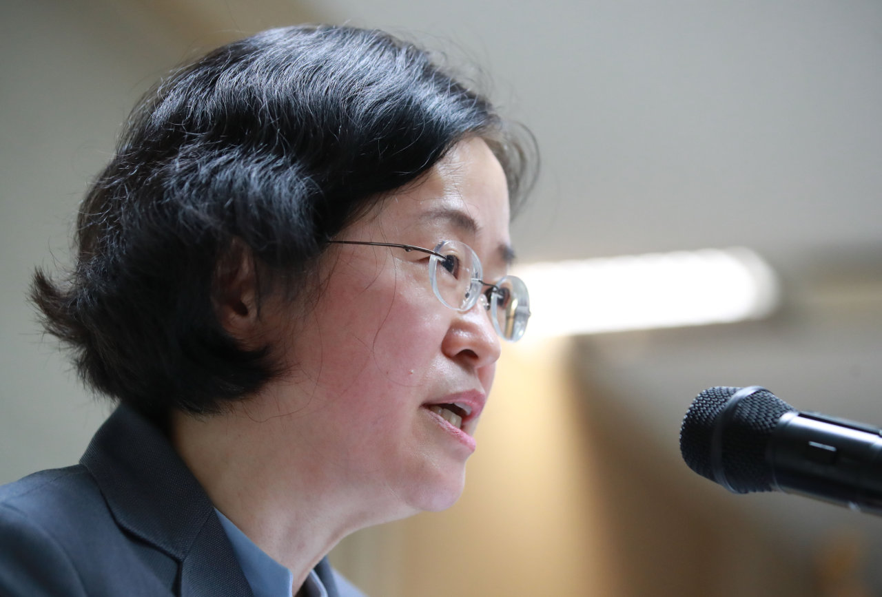 Fair Trade Commission Chairperson Joh Sung-wook speaks at a press briefing Friday at the Korea Fair Trade Mediation Agency in Seoul. (Yonhap)