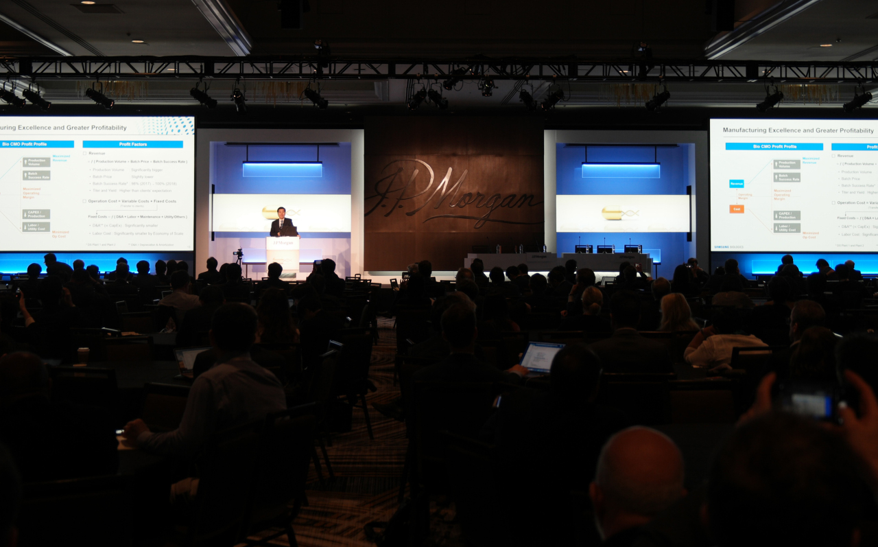 Samsung BioLogics CEO Kim Tae-han gives a presentation at the JP Morgan Healthcare Conference 2019. (Samsung BioLogics)