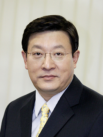 GS Group Chairman Huh Tae-soo (GS)