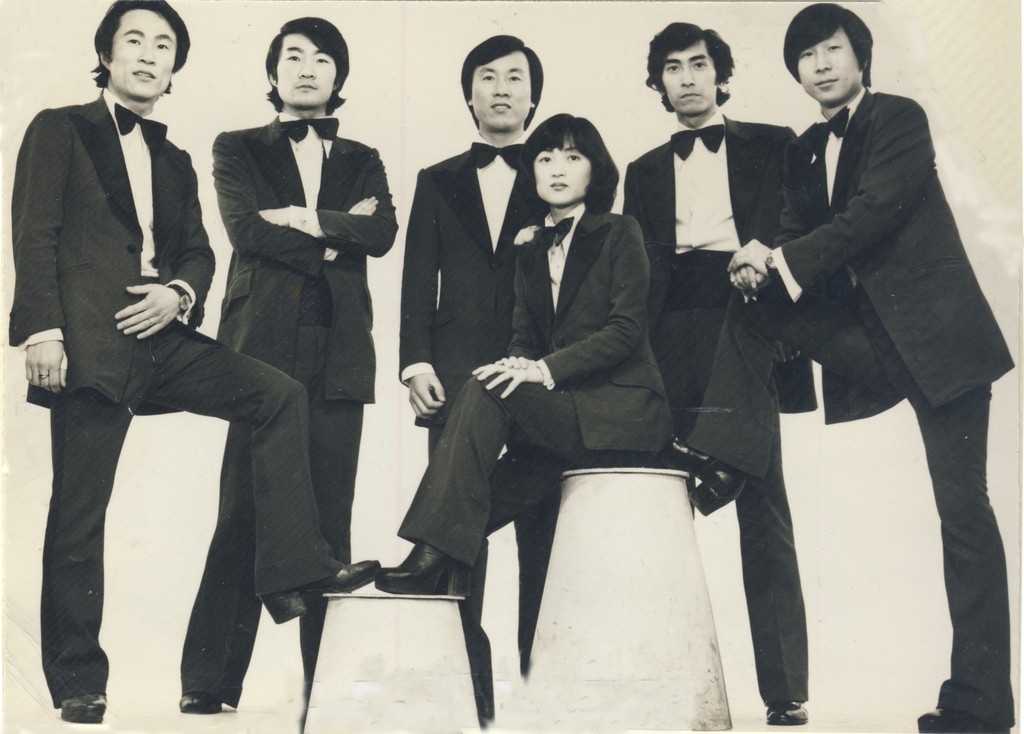 1970년대 인기 그룹 '딕훼밀리'(박성서 대중음악평론가 제공-연합뉴스)