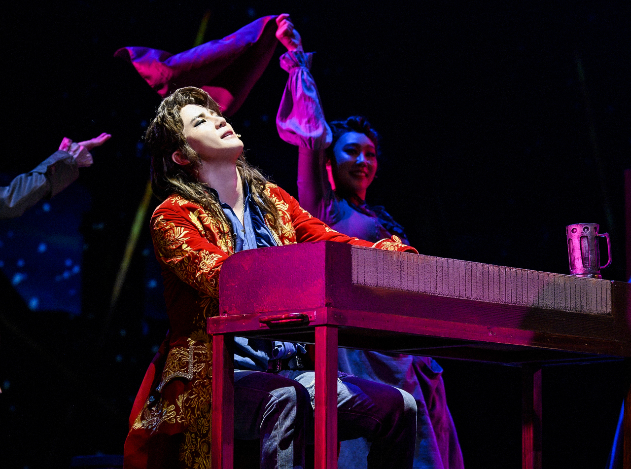 Kim Jun-su in the musical “Mozart!” (EMK Musical Company)