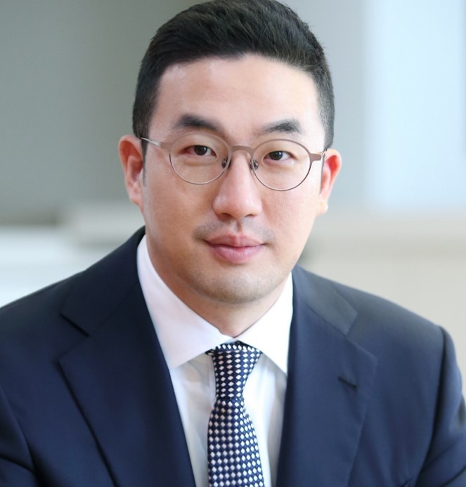 LG Group Chairman Koo Kwang-mo (LG)