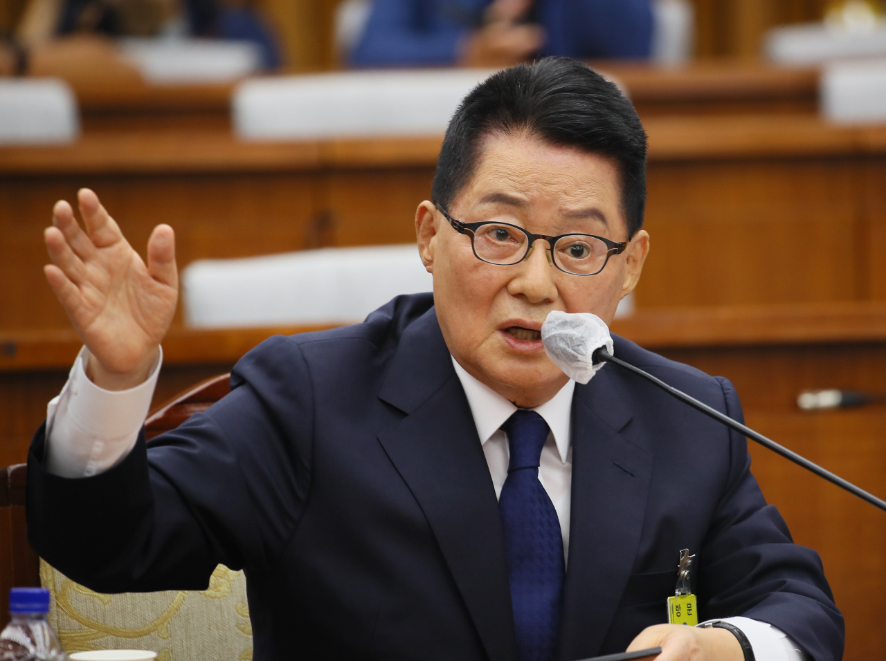 National Intelligence Service director nominee Park Jie-won speaks at this confirmation hearing at the National Assembly on Monday. (Yonhap)