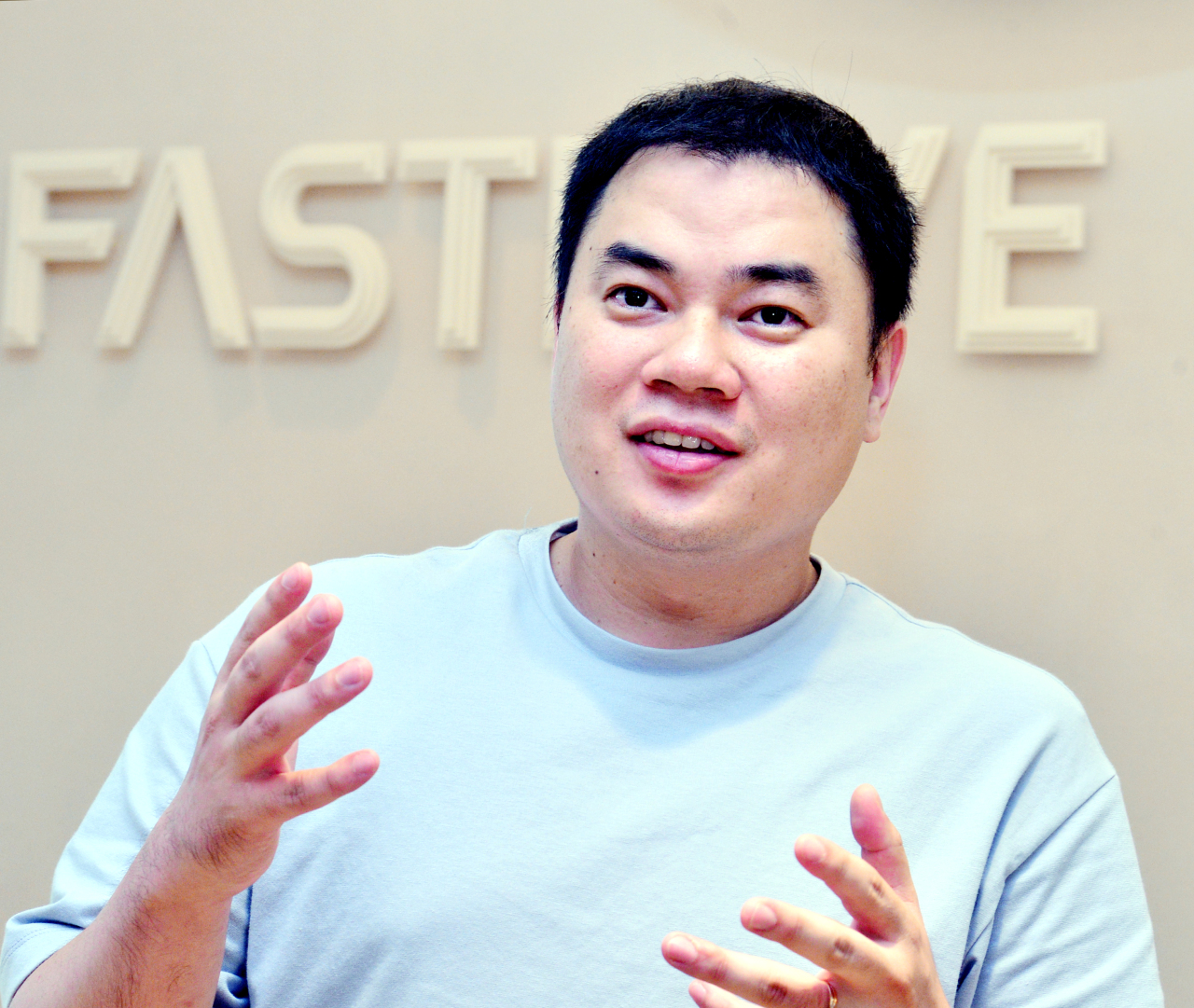 FastFive CEO Kim Dae-il speaks in an interview with The Korea Herald. (Park Hyun-koo/The Korea Herald)