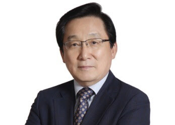 Shinsegae International Co-CEO and head of Jaju division Lee Seock-koo, formerly Starbucks Coffee Korea CEO. (Starbucks Coffee Korea)