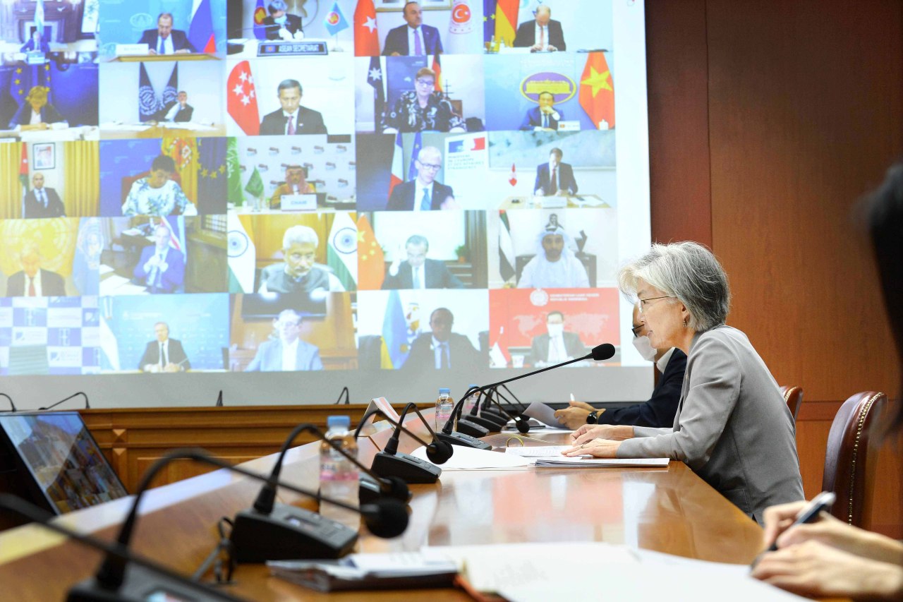 Foreign Minister Kang Kyung-wha speaks during a virtual Group of 20 nations’ ministerial forum on Thursday. (Ministry of Foreign Affairs)