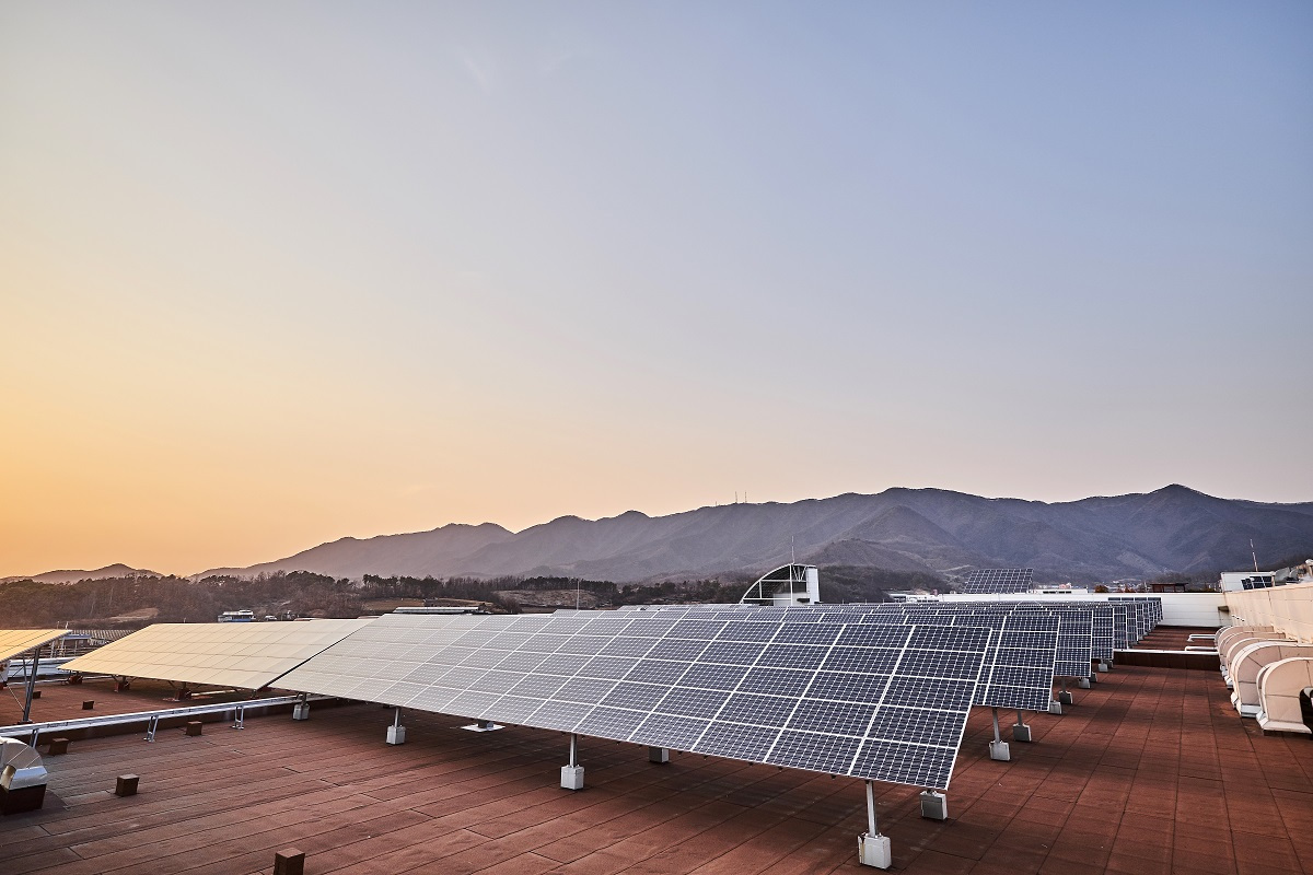 Shinsung E&G’s rooftop solar farm (Shinsung E&G)