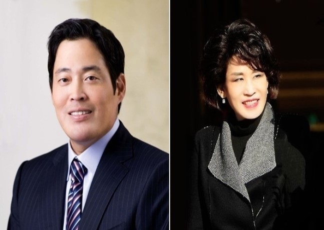 Shinsegae Group heirs Chung Yong-jin and Chung Yoo-kyung (Yonhap)