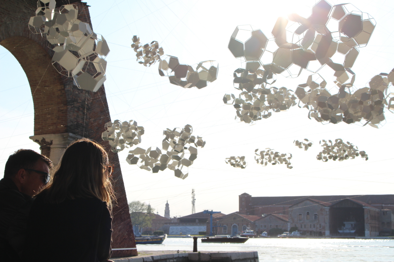 Tomas Saraceno, On the Disappearance of Clouds (2019) shown at the Venice Biennale (Herald DB)