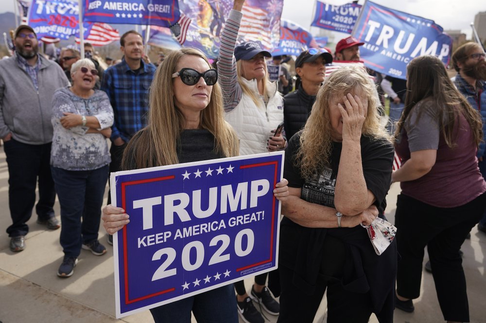 Supporters of President Donald Trump stage a rally outside the Utah State Capitol on Saturday. (AP-Yonhap)