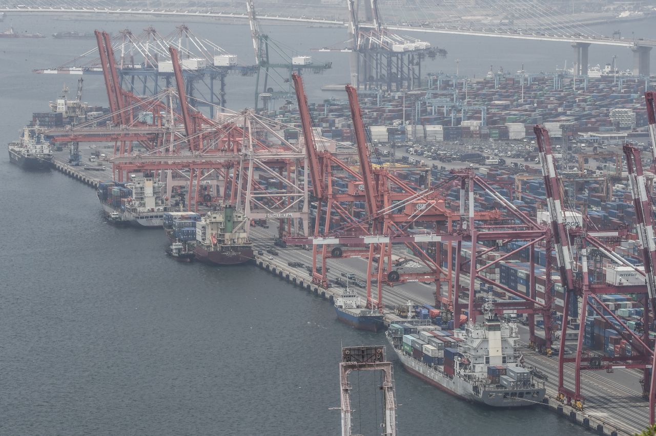 This photo, taken on June 1, 2020, shows stacks of import-export cargo at South Korea's largest seaport in Busan, located about 450 kilometers south of Seoul. (Yonhap)