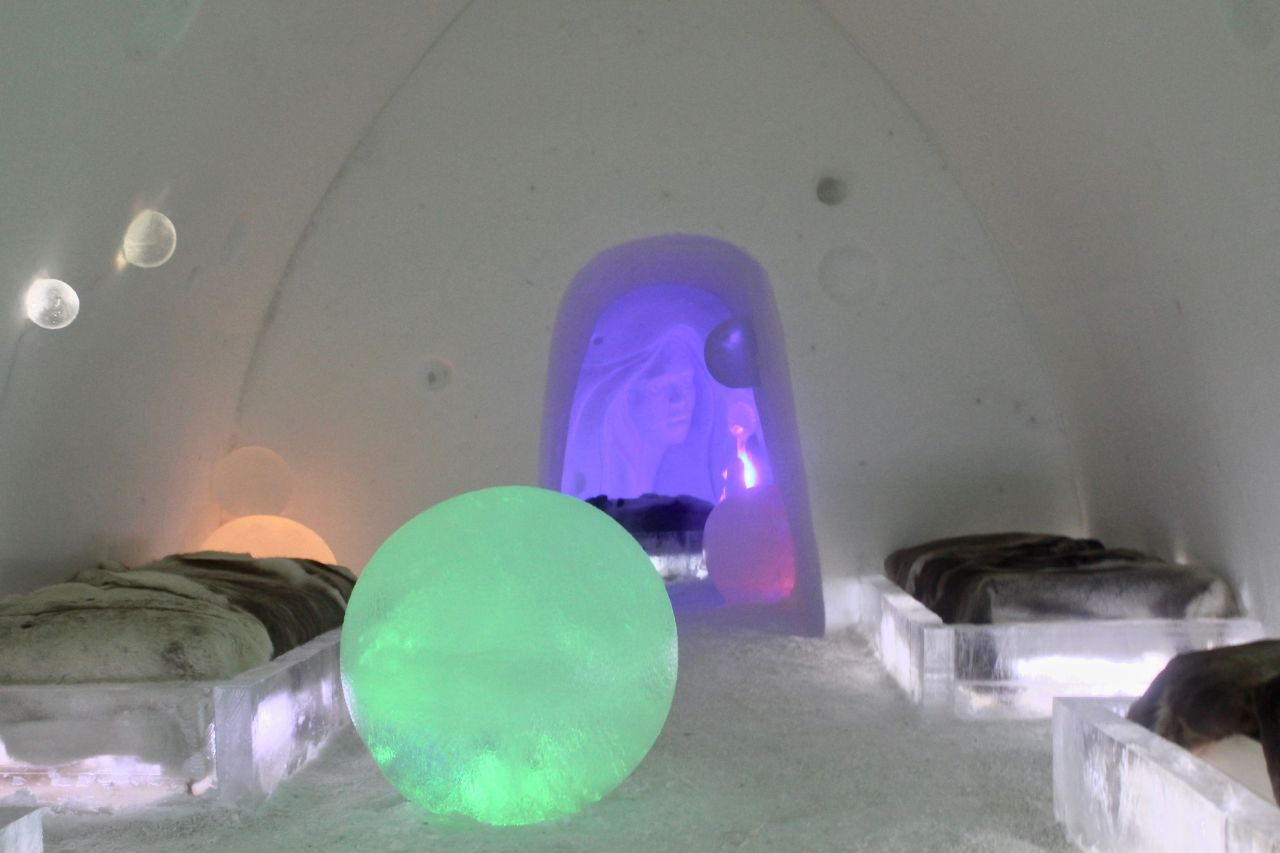 A bubble-themed room is pictured at the Arctic Snow Hotel, built entirely out of snow and ice on Dec. 17 in Rovaniemi. (AFP-Yonhap)