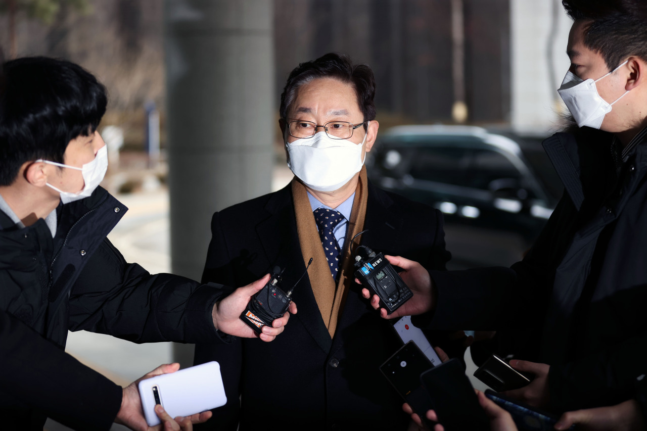 Justice Minister nominee Park Beom-kye responds to reporters as he heads to his office in Seoul on Thursday. (Yonhap)