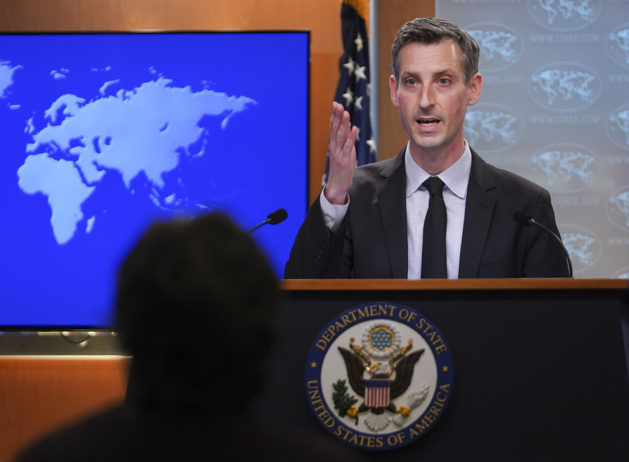 State Department Spokesman Ned Price speaks to reporters during a news briefing at the State Department, Wednesday, in Washington. (AP-Yonhap)