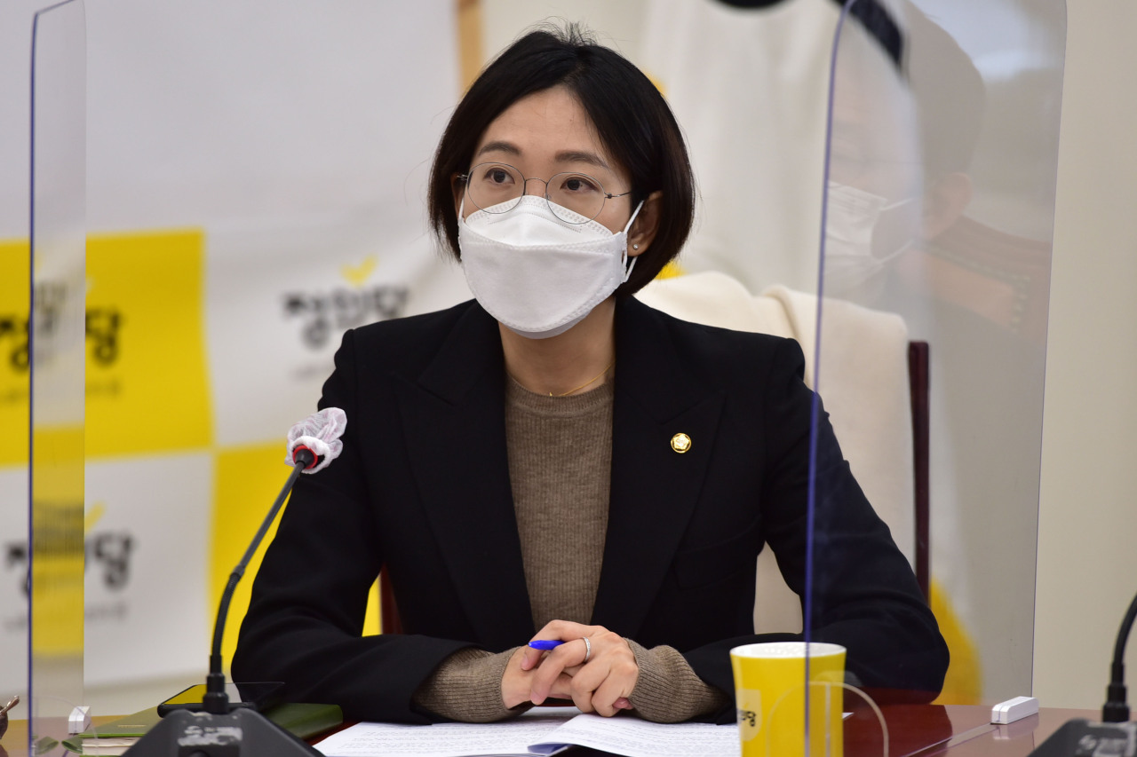 This image shows Rep. Jang Hye-young of the Justice Party. (Yonhap)