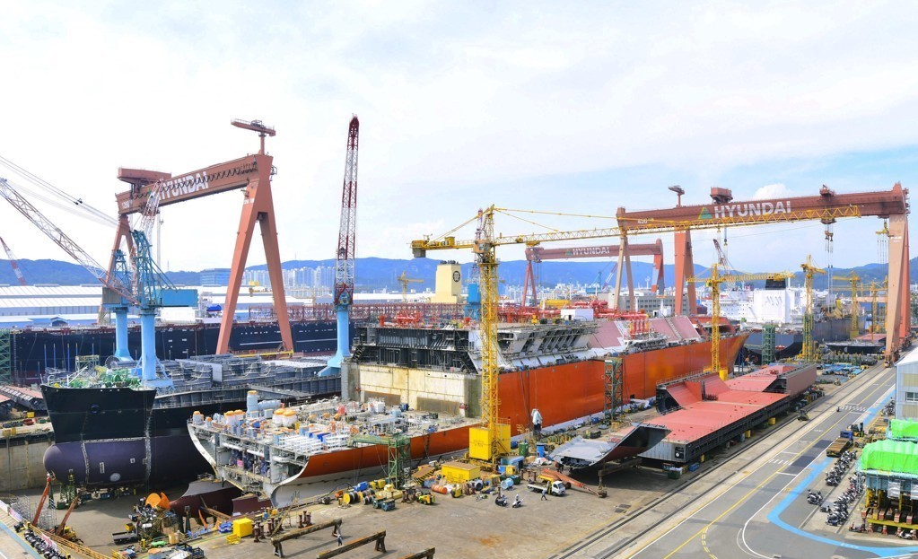 This photo provided by Korea Shipbuilding & Offshore Engineering Co. shows a shipyard of its shipbuilding affiliate Hyundai Heavy Industries (Yonhap)