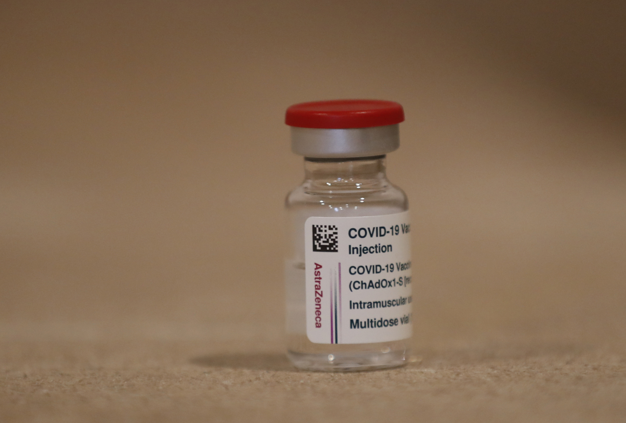 Vial of AstraZeneca COVID-19 vaccine (Yonhap-AP)