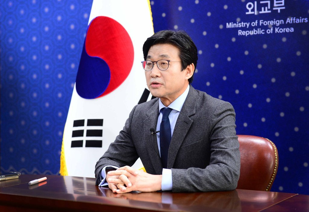 Vice Foreign Minister Choi Jong-moon speaks during a virtual meeting on the sidelines of a session of the UN Human Rights Council on Feb. 24, 2021, in this photo released by the foreign ministry. (Yonhap)